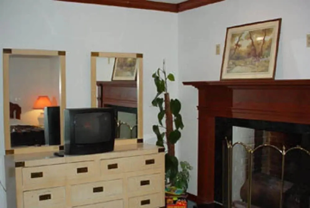 Valley Lodge Motel