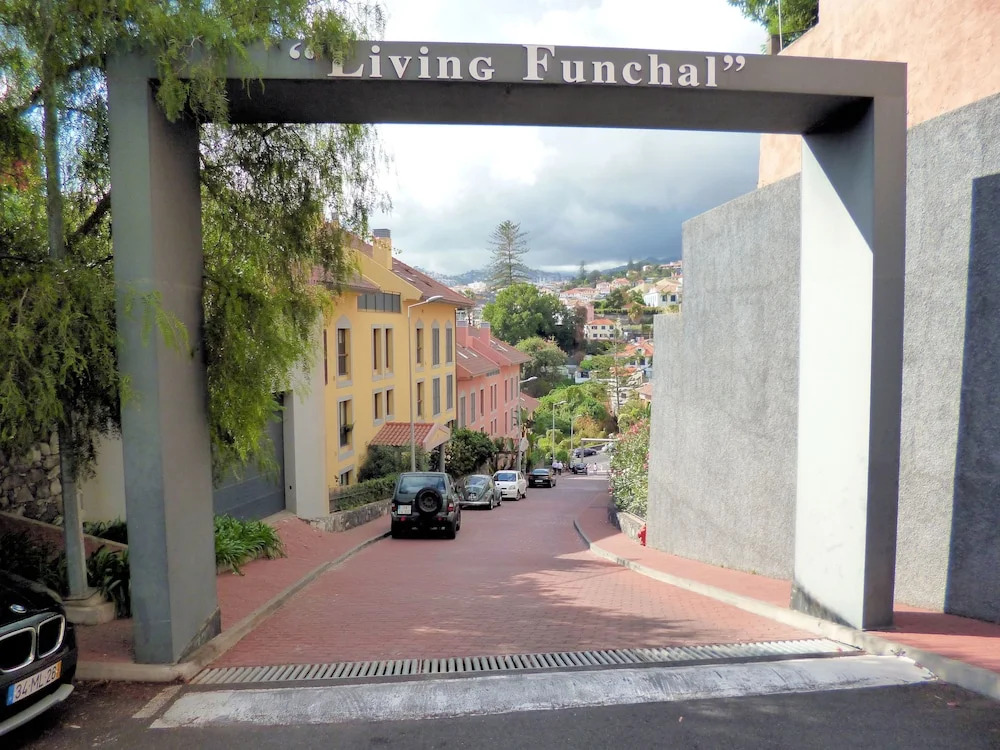 Living Funchal Apartments
