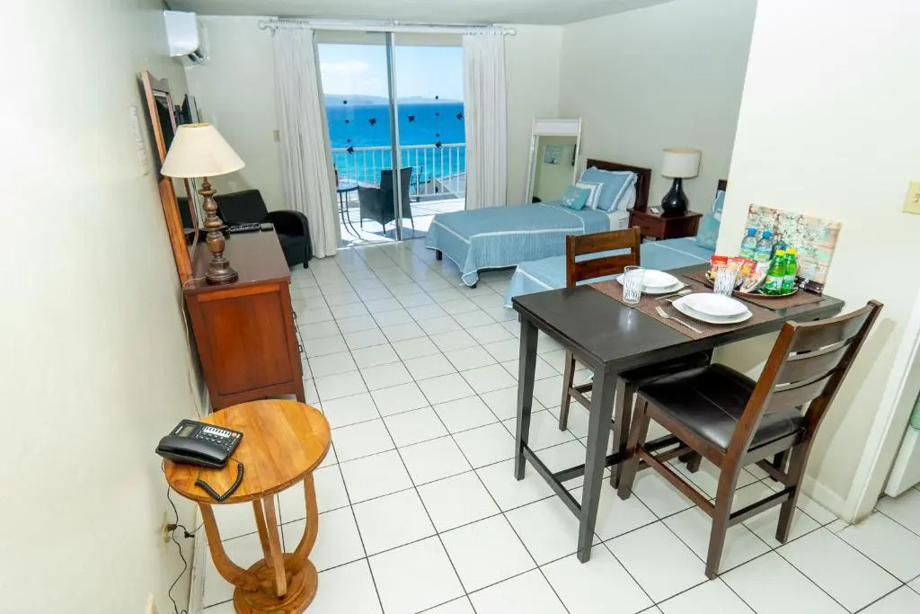 Welcome to stunning Ocean Views at Studio 503