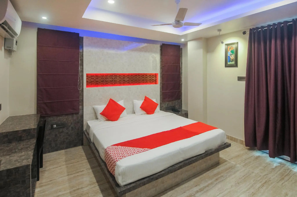 Collection O 17304 Ransu Residency