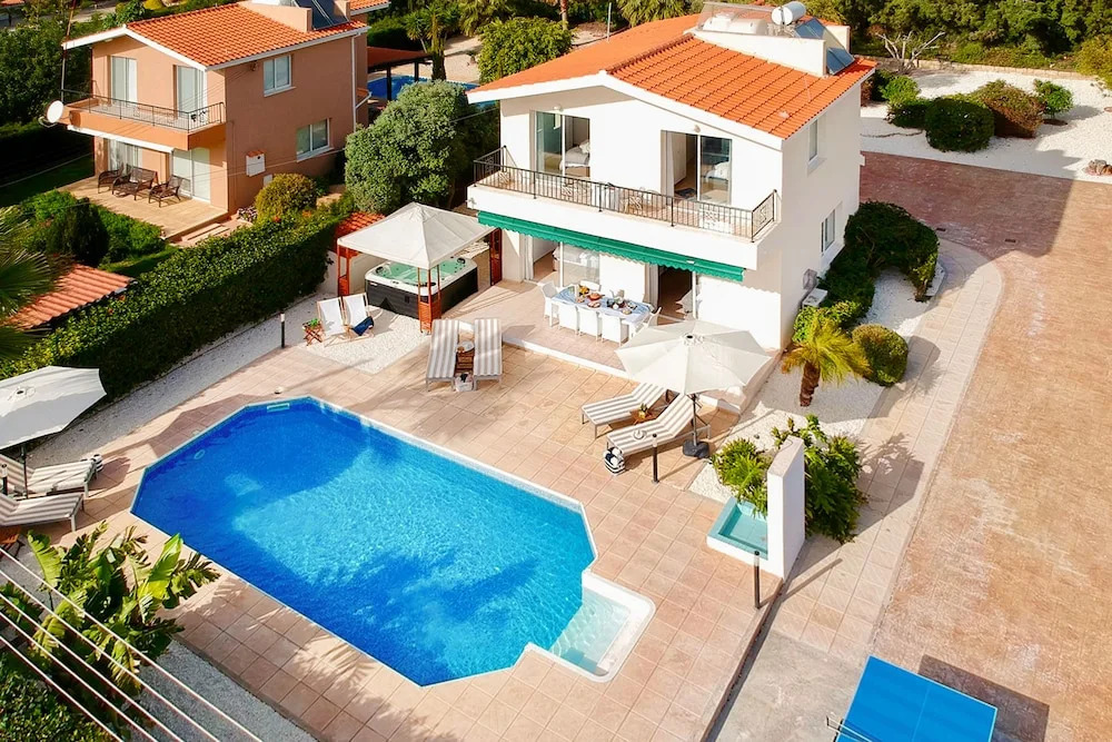 Villa Silverline