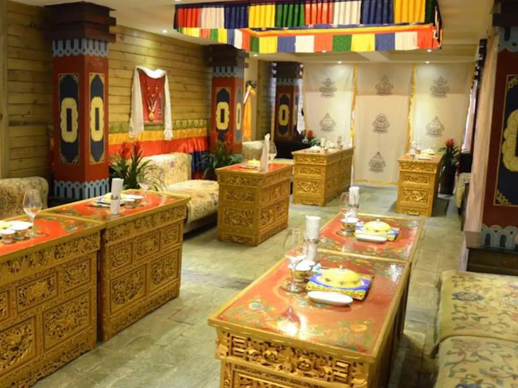 Chengdu Skylakes Hotel