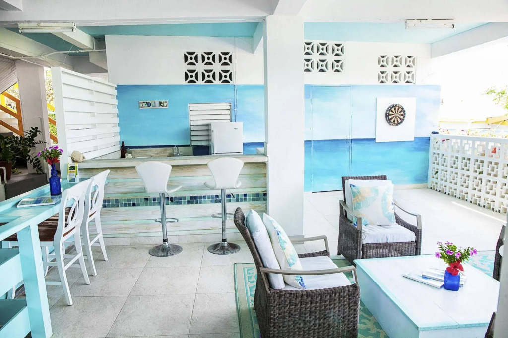 Adulo Apartments