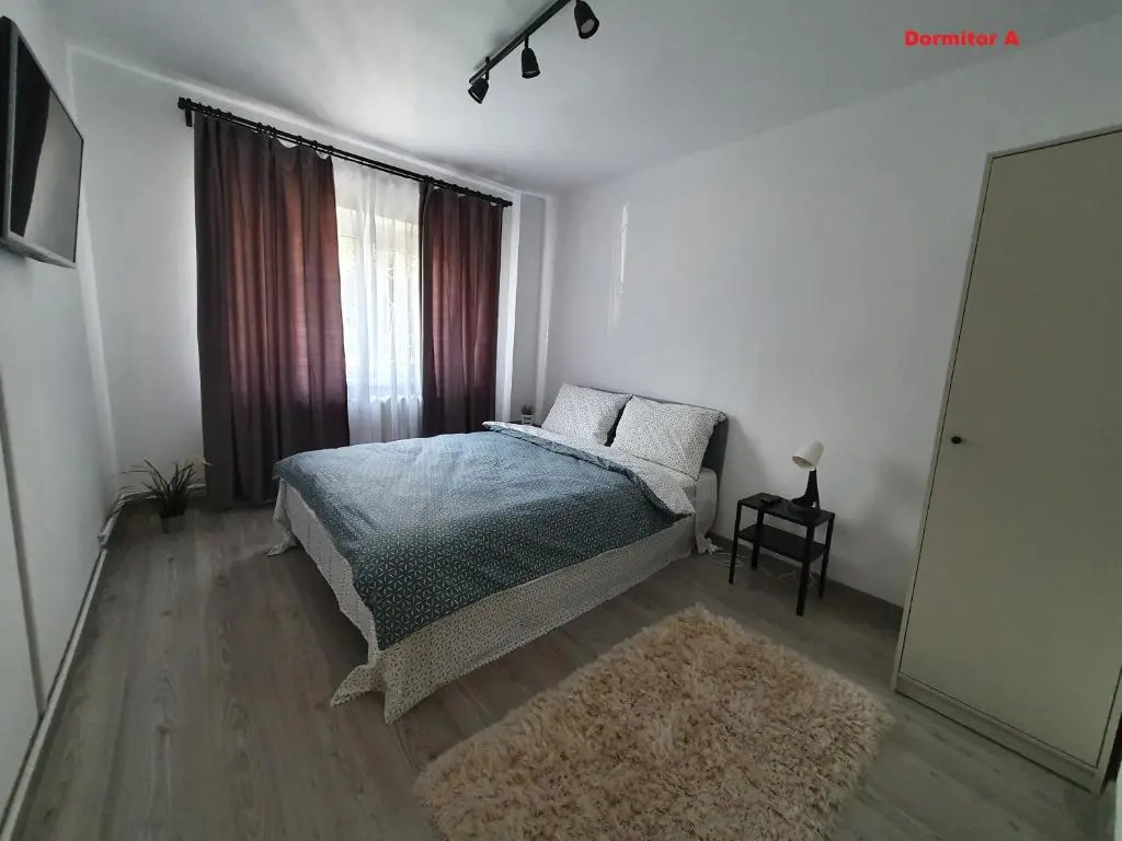 MIA Central, Large Apart, 3 rooms, 2 baths, AFI Mall