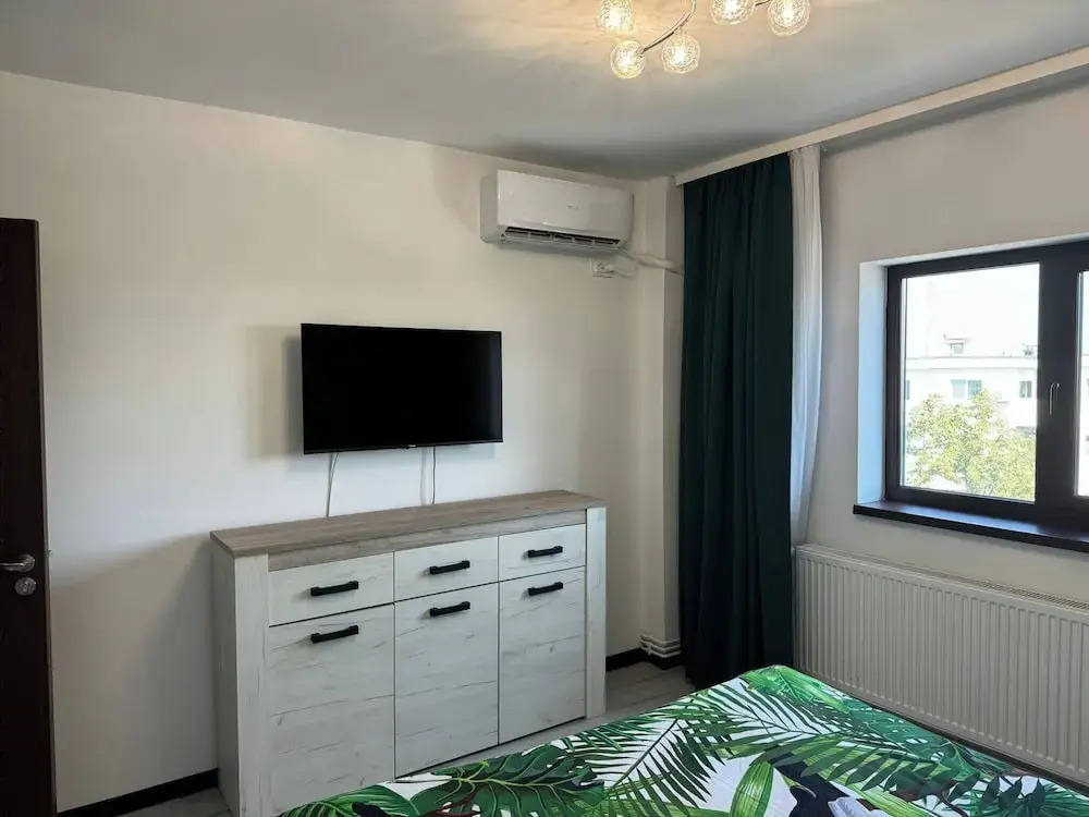 Modern 2-bedroom Apartment in Central Ploiești