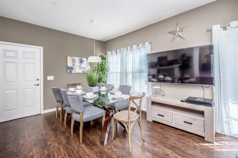 Amazing Townhome! - Lucaya Village - 8951SD
