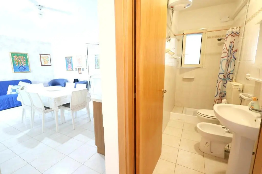 Apartment with 3 bedrooms in Torre Pali with enclosed garden 400 m from the beach