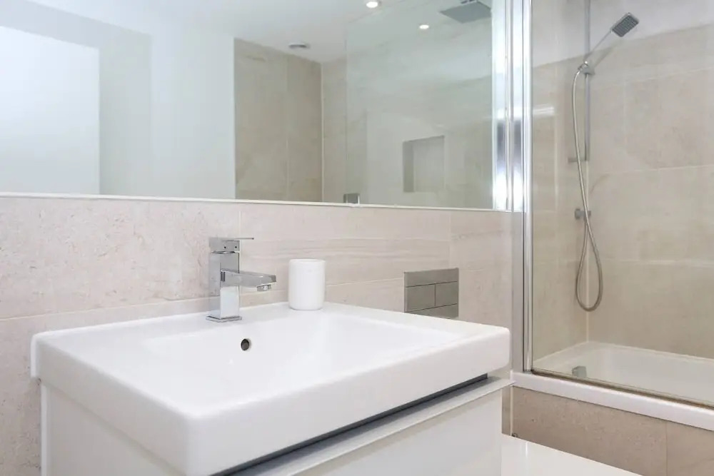JOIVY Vibrant City Centre 2-bed Apt.