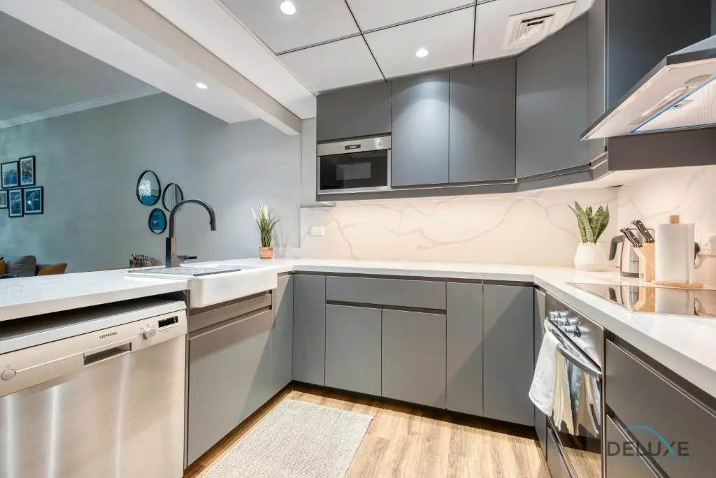 Elegant 1BR at Al Sahab 2 Dubai Marina by Deluxe Holiday Homes