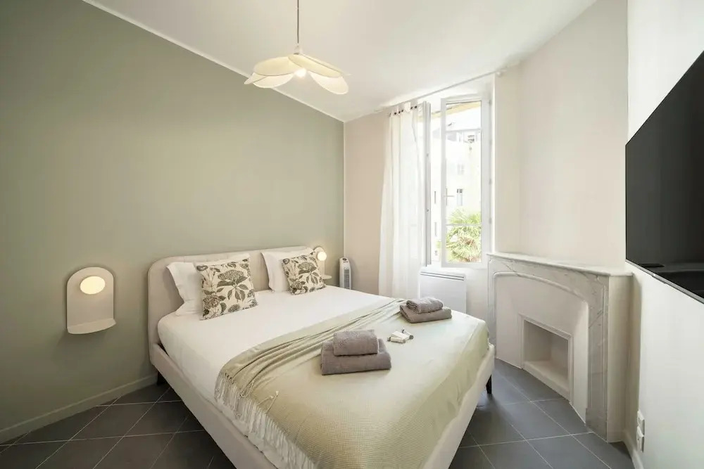 Quiet and Luxurious Apartment - Cannes Center - 2br/6p