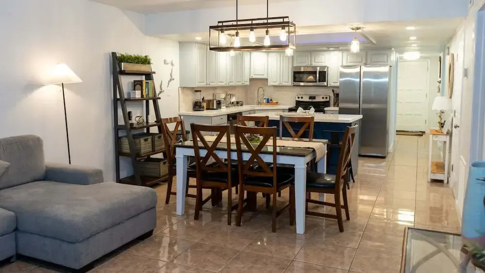 Sleeps 10 Direct Beach Heated Pool 3 Bedroom Apts