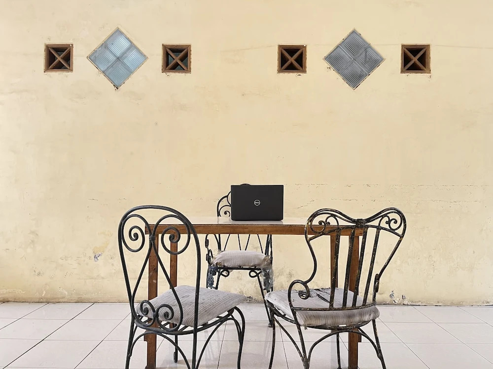 OYO Life 93398 Sudimoro Guest House Syariah