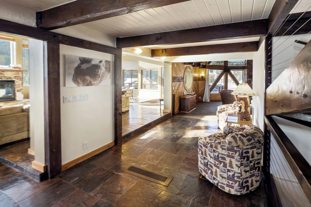 Cozy Rustic Escape