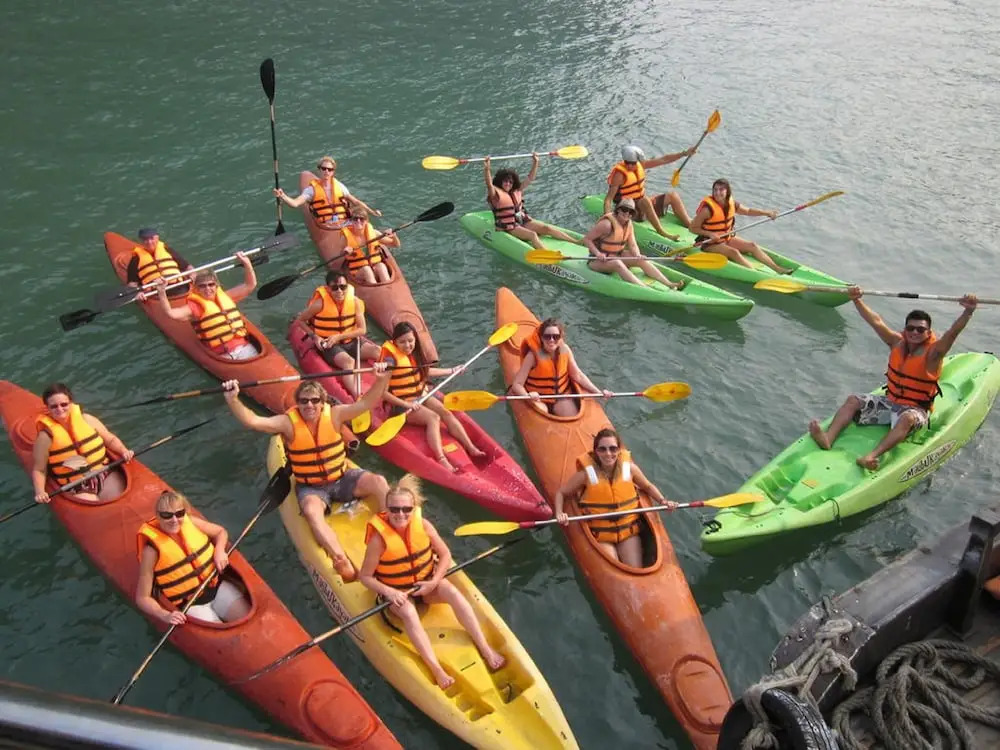 Garden Bay Luxury Cruise