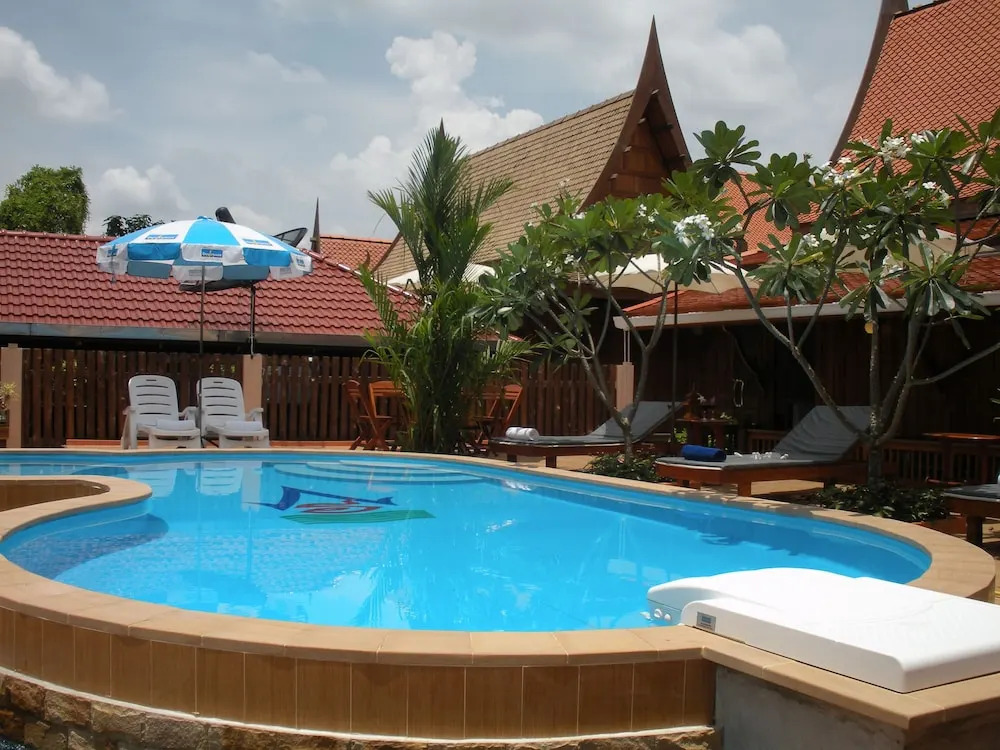 Reunrimnam Resort & Restaurant