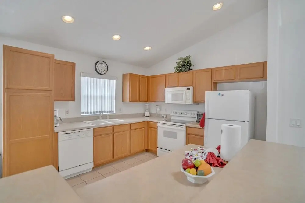 Beautiful Family Vacation Home With Private Pool. Close To Disney! 5 Bedroom Home by Redawning