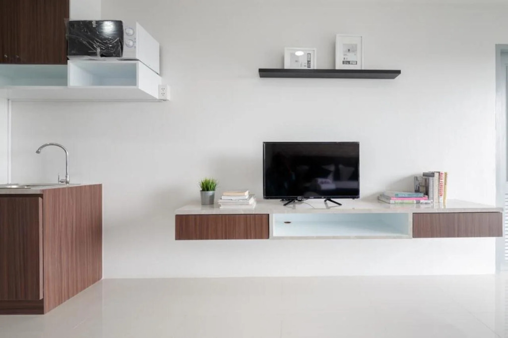 Q Space Residence
