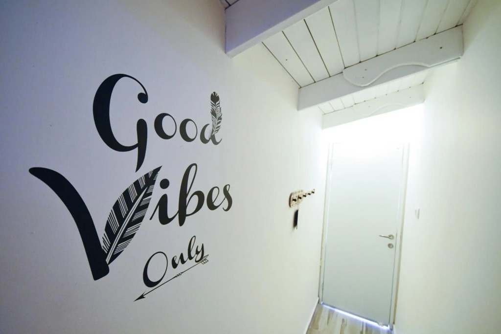 Sunshine Suite Boutique Only 5 Min Walk To The Beach - By SEAELO EILAT