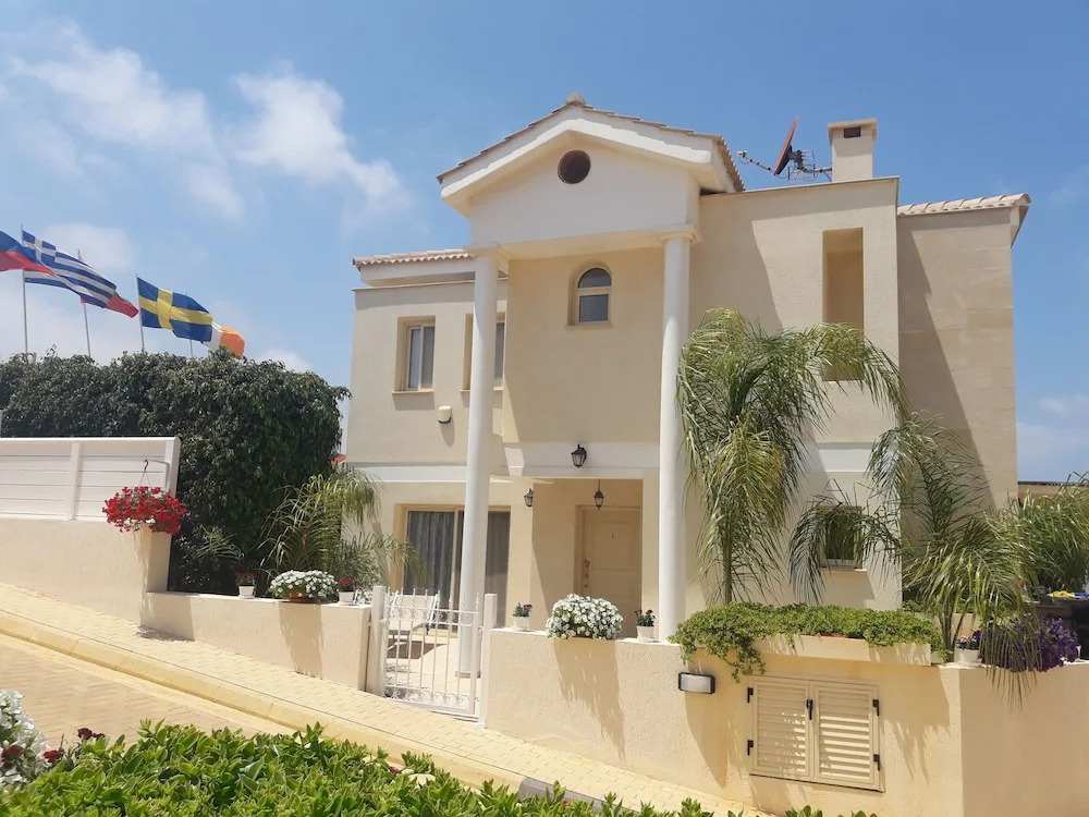 Anthorina Villa 1