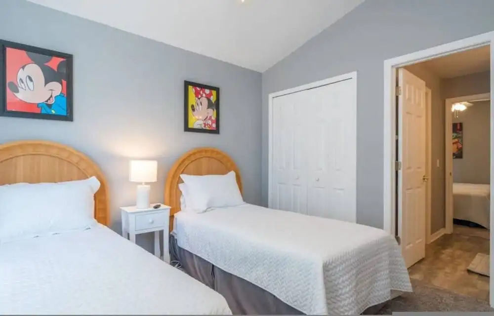 Spacious 4 bed 3 Bath Pool Home