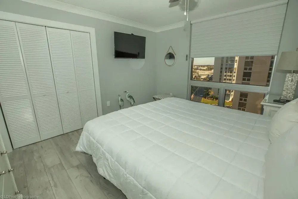 2106 is a Gulf Front 3 bedroom unobstructed views by RedAwning
