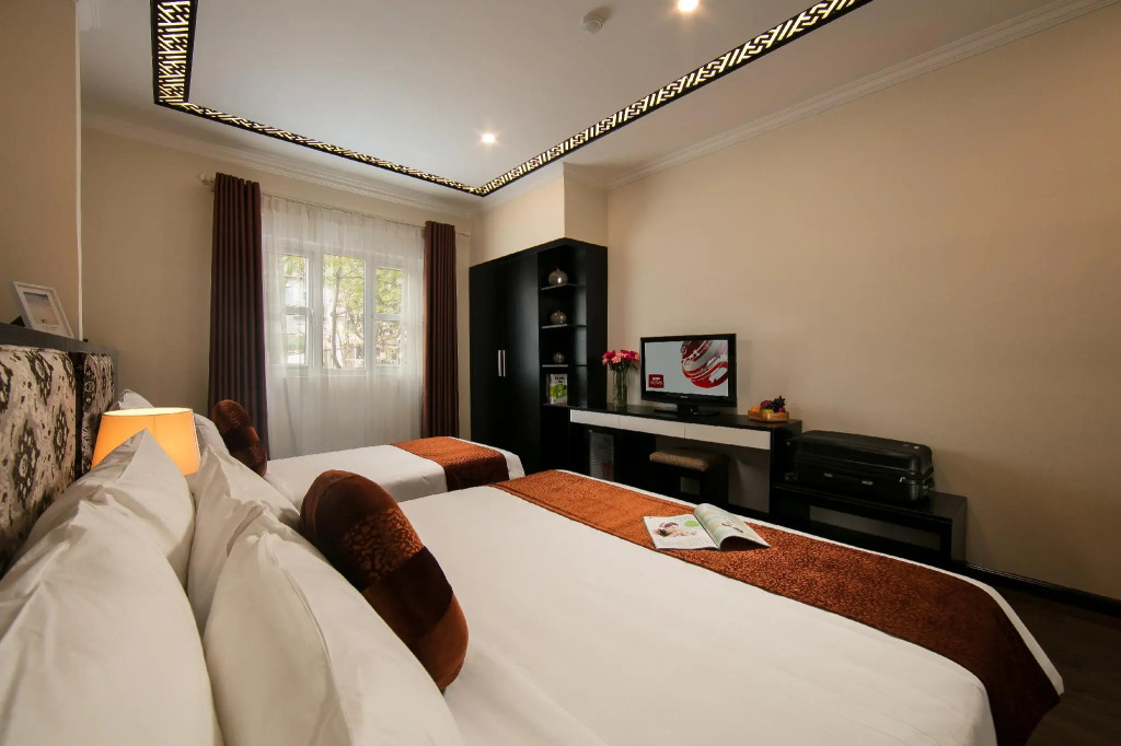 Serenity Diamond Hotel