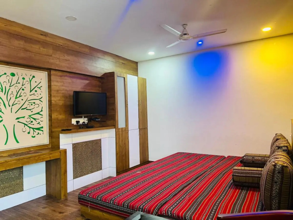 TCS SUITES
