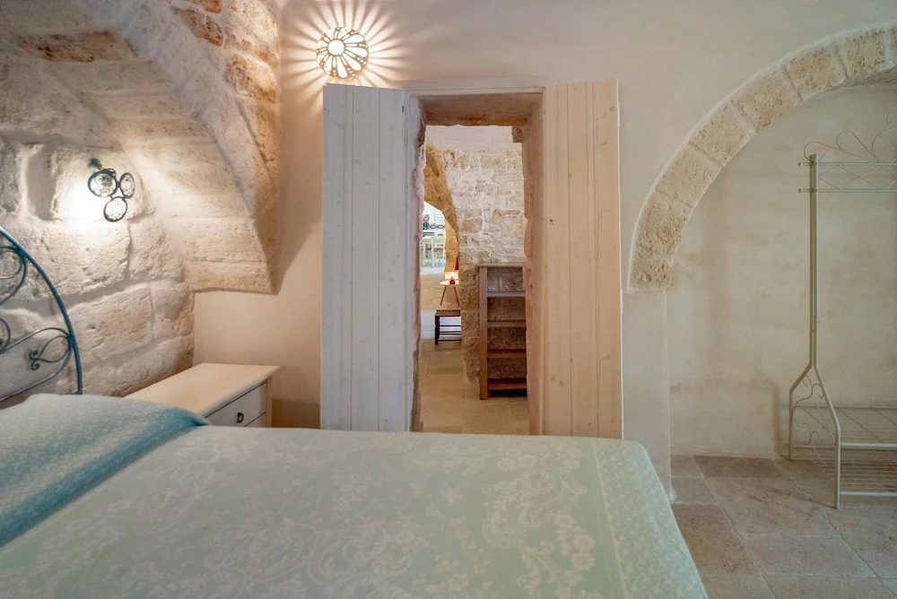 3195 Trullo Starbax by Perle di Puglia