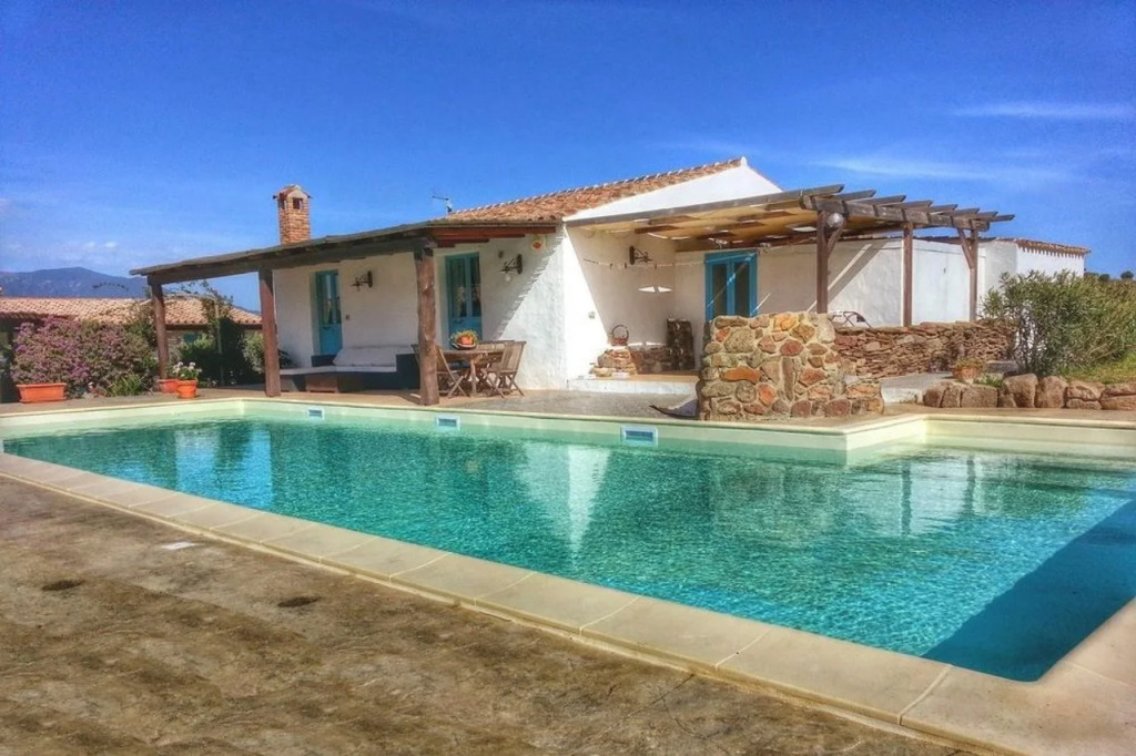Sa Corti De Sa Perda Piscinas