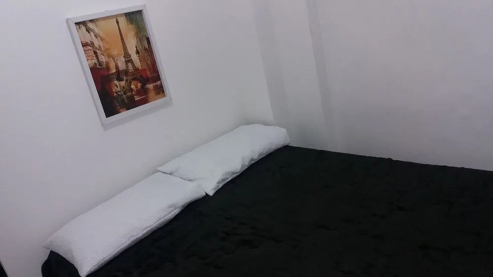 Quartos Solteiro e Casal Aluguel