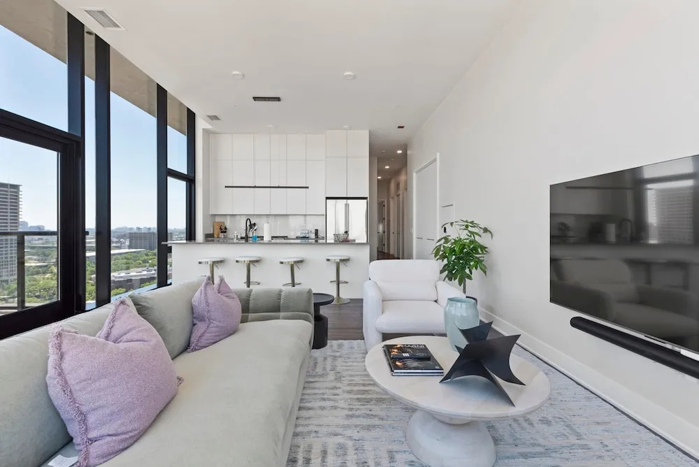 Fulton Market Penthouse 4BR Family Fun Views