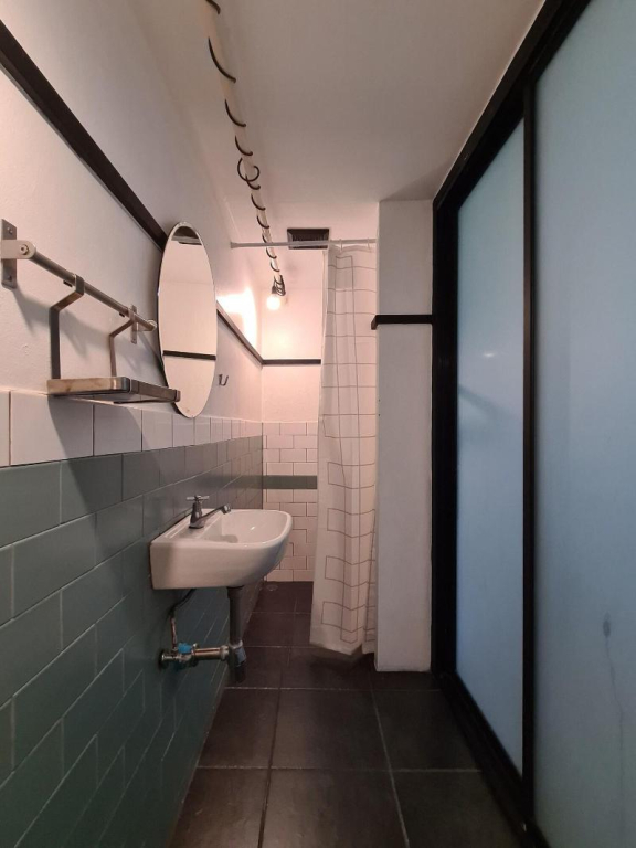 Hand Hotel
