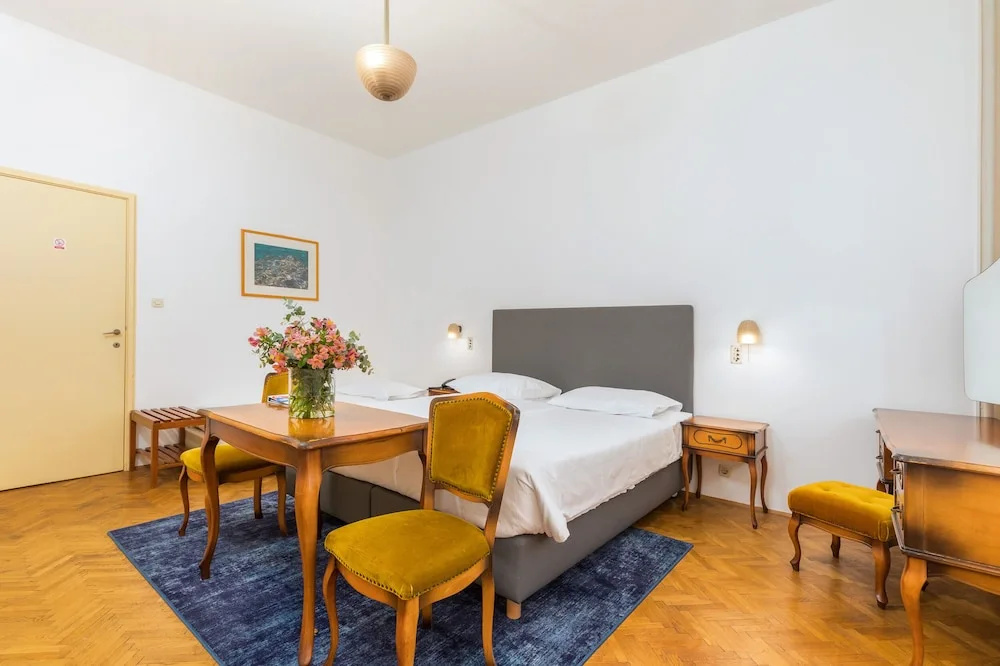 Brijuni Rooms Karmen