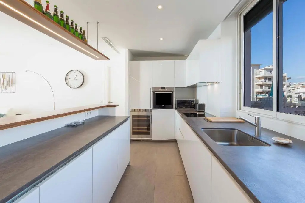 Appartement 3 chambres 125 m2 avec vue exceptionnelle face à la mer