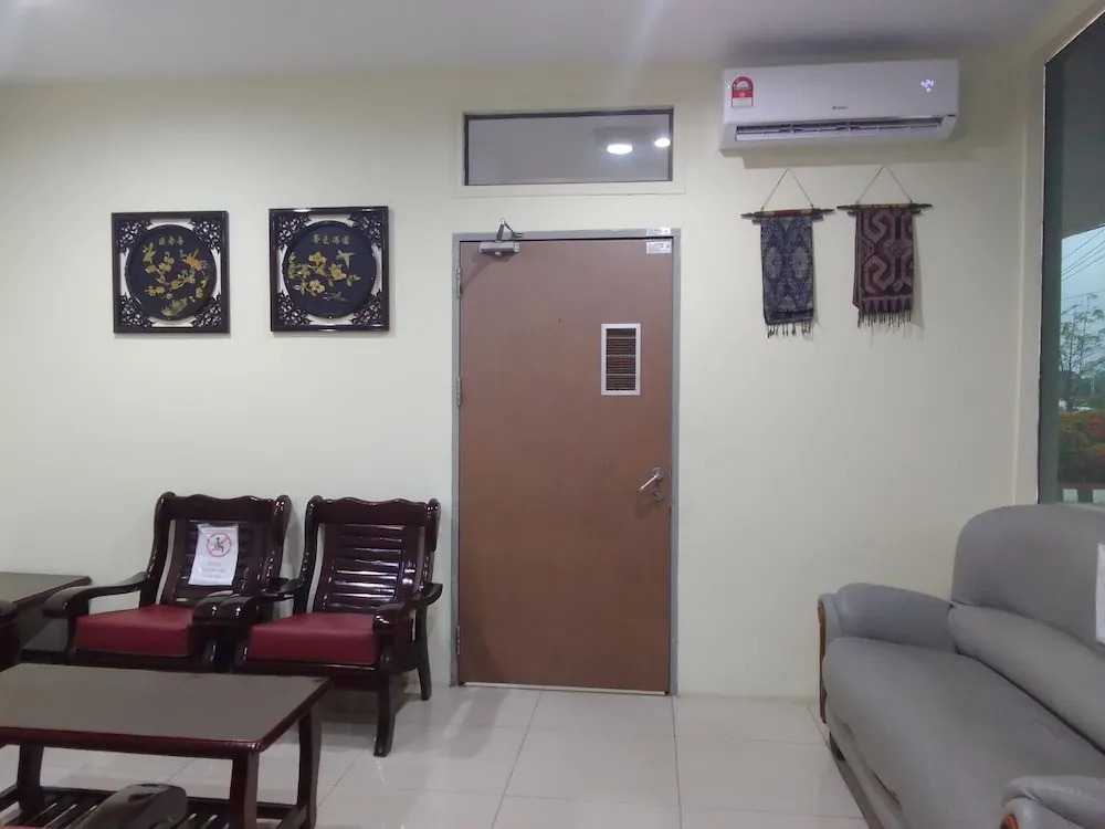 Borneo Suites Hotel