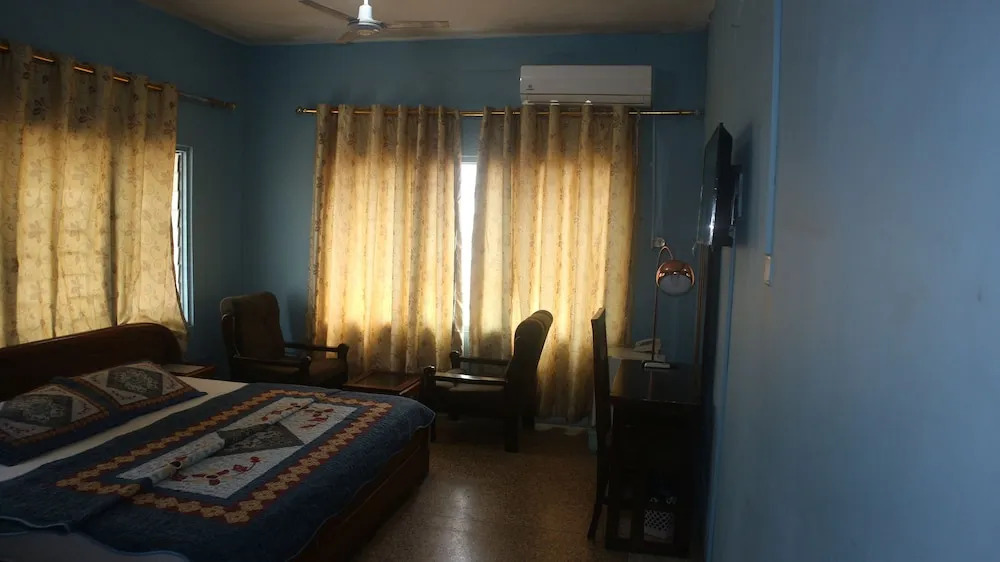 Kad Hotel