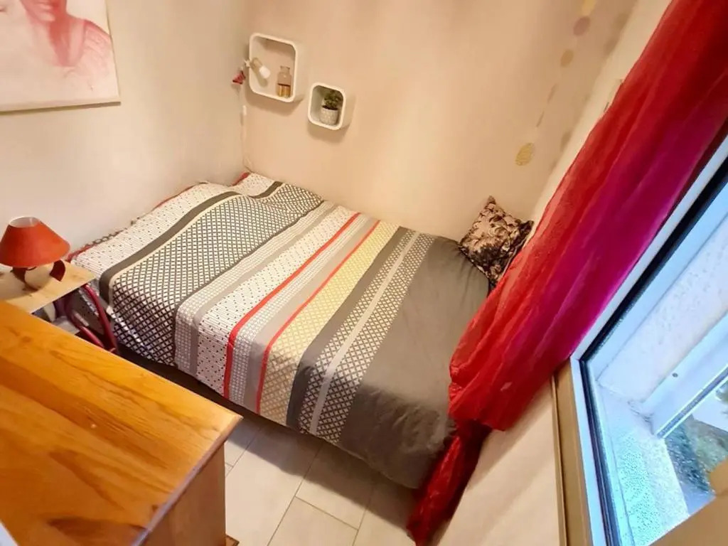 Appartement Six-Fours-les-Plages, 2 pièces, 4 personnes - FR-1-316-288