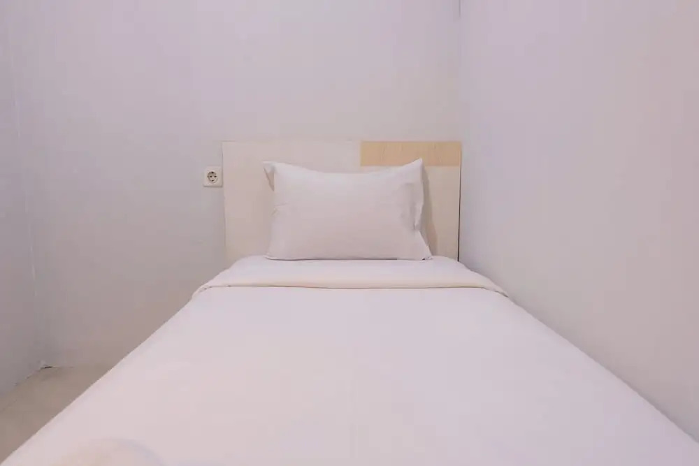 Spacious and Combine 3BR at The Edge Bandung Apartment By Travelio