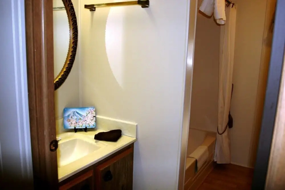Roadrunner Club 137 - 2 Br Home