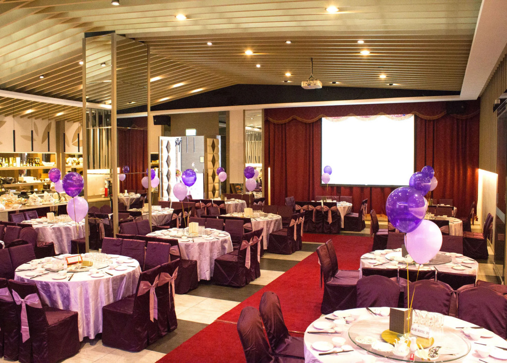Tsun Huang Hotel