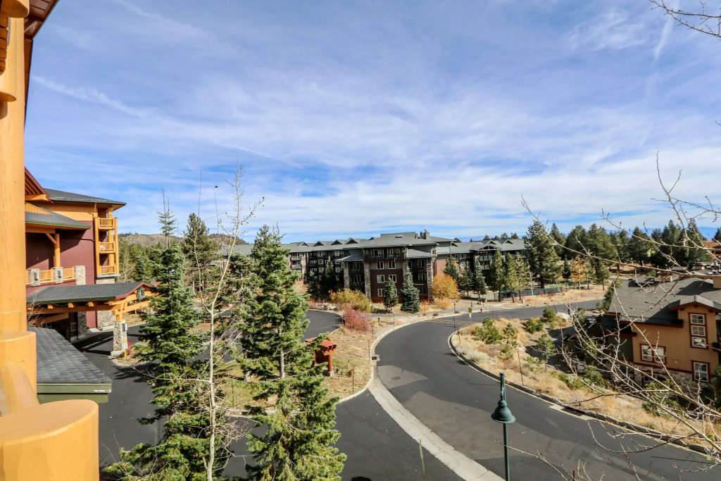 Sunstone #109 Condo