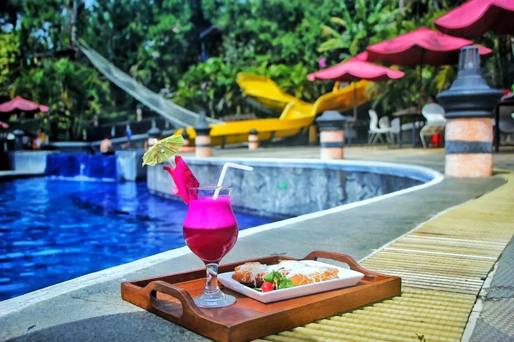The Jhon's Cianjur Aquatic Resort