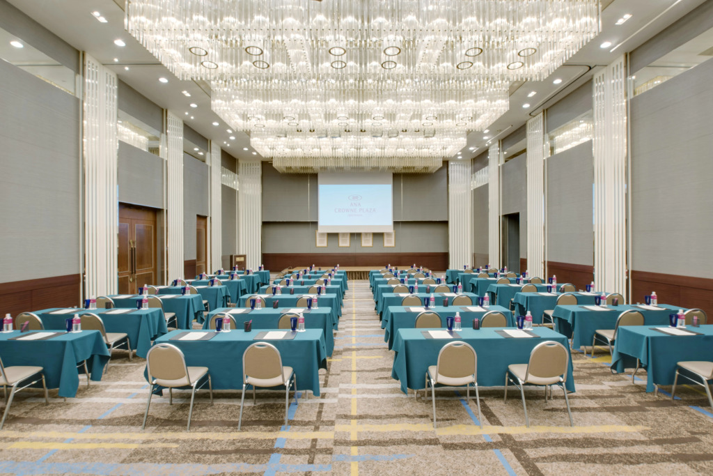 Отель ANA Crowne Plaza Hiroshima, an IHG Hotel