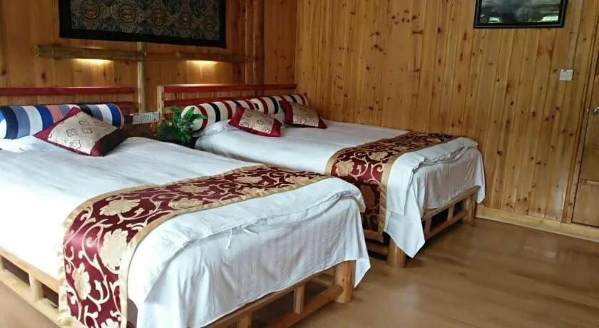 Dong Village Hotel