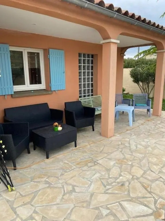 Villa SPA Piscine : entre mer et montagne