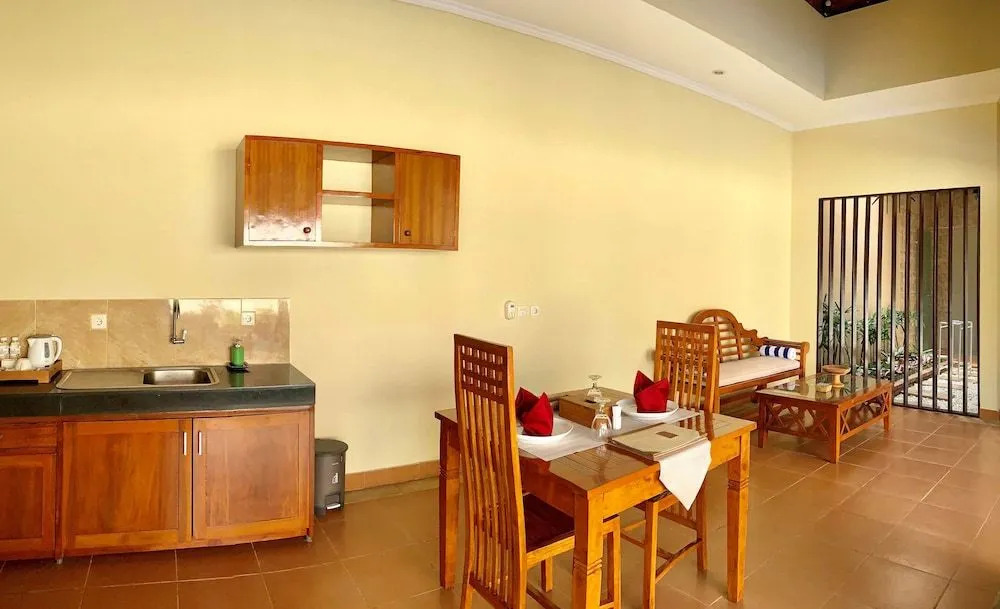 Kartika Dahayu Private Pool Villas