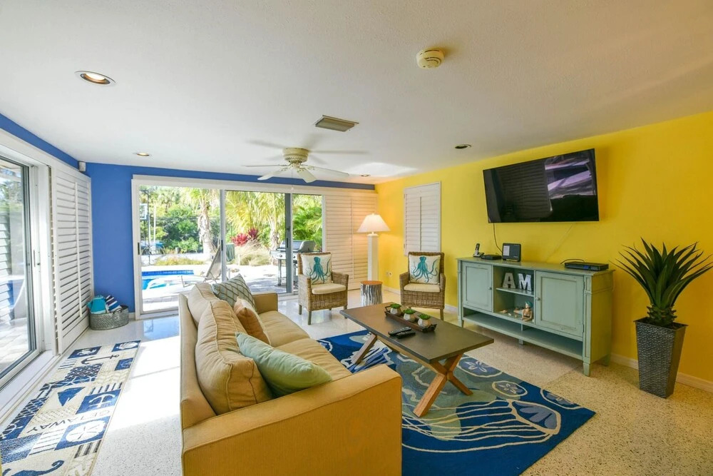 A Ray of Sunshine Apartment 3