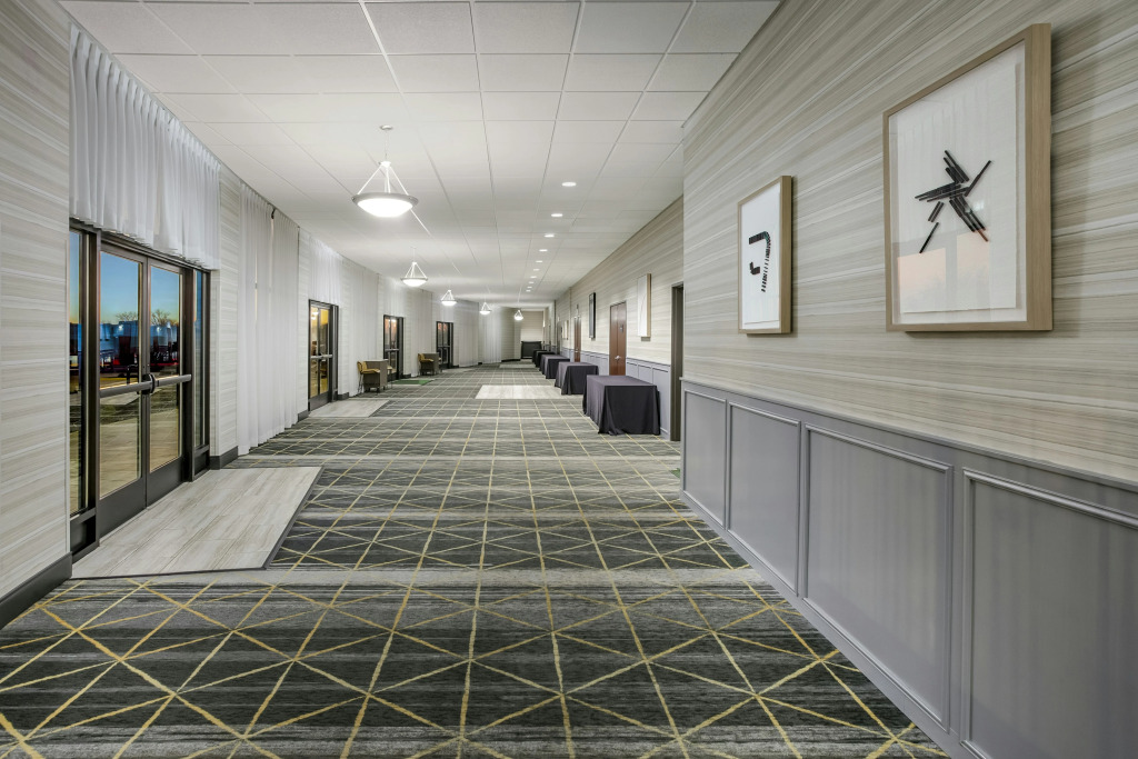 Holiday Inn Quincy East by IHG