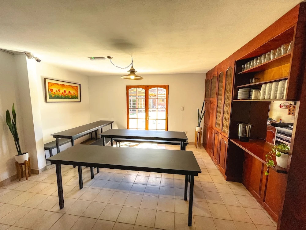 Falucho Hostel