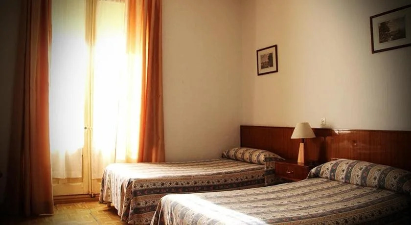 Pension Central